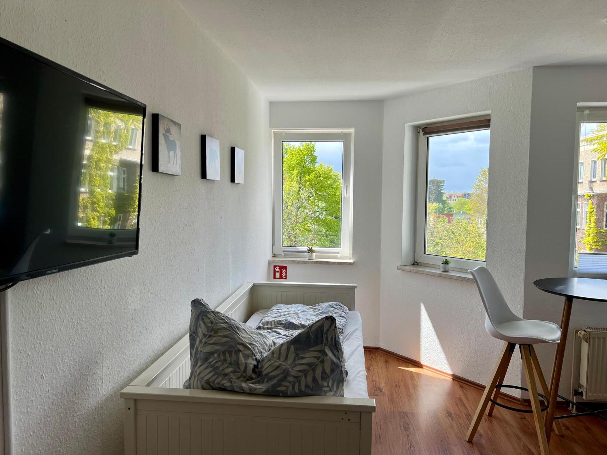 Schickes Einzimmerapartment Nahe Uniklinik Magdeburgo Esterno foto